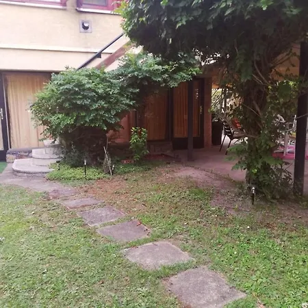 Apartment Seeyou Agard
